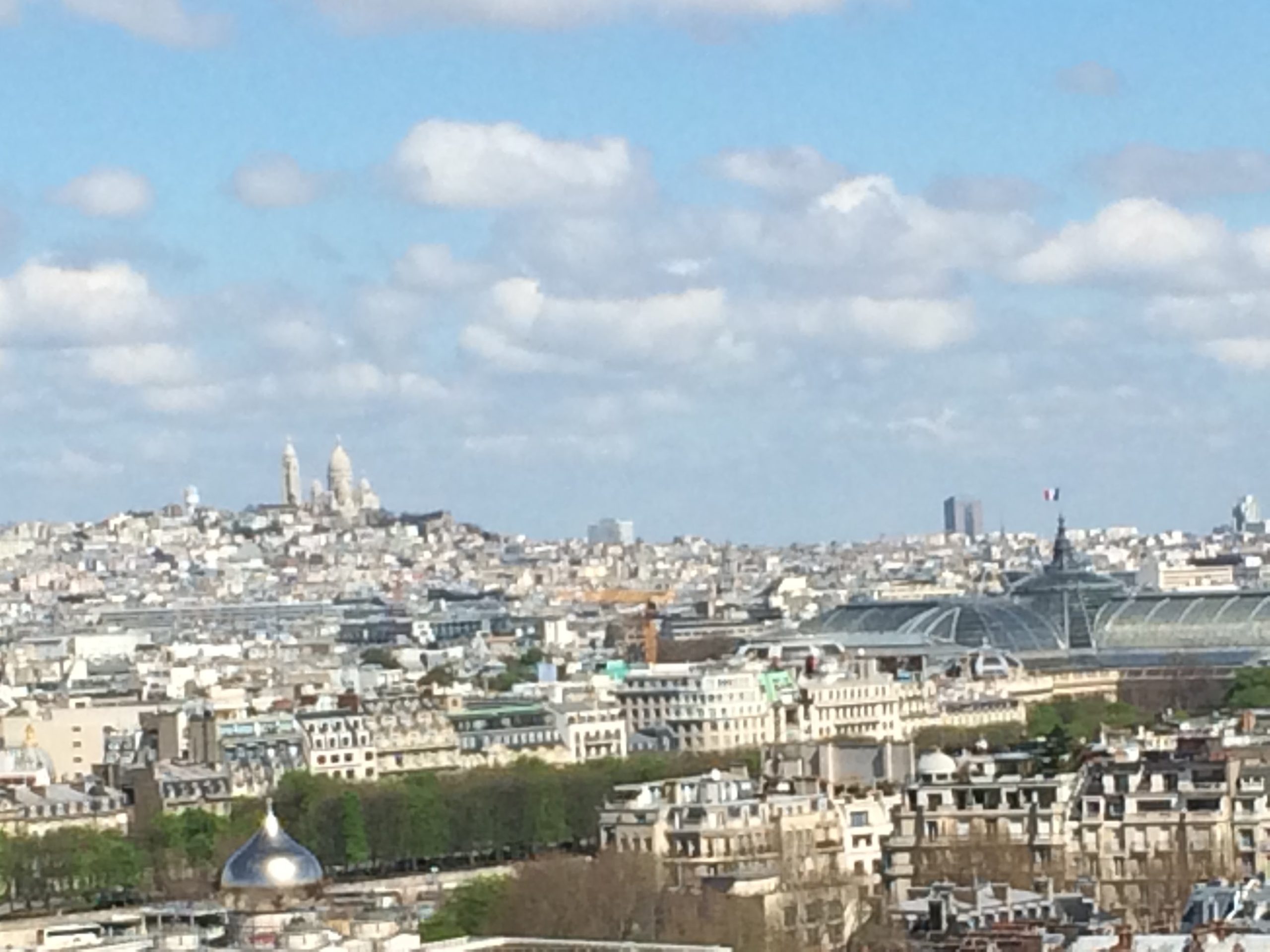 Paris skyline 2016